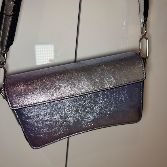 ECCO Cosmic Leather Crossbody Bag / Limited Edition Color · Never Worn - Picture 2 of 5